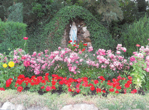 Lourdesgrotte Fockenfeld1